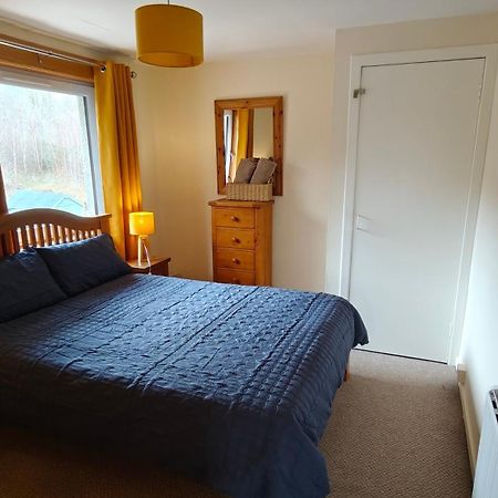 Number 4, Loch Shiel View Villa เกลนฟินนาน ภายนอก รูปภาพ