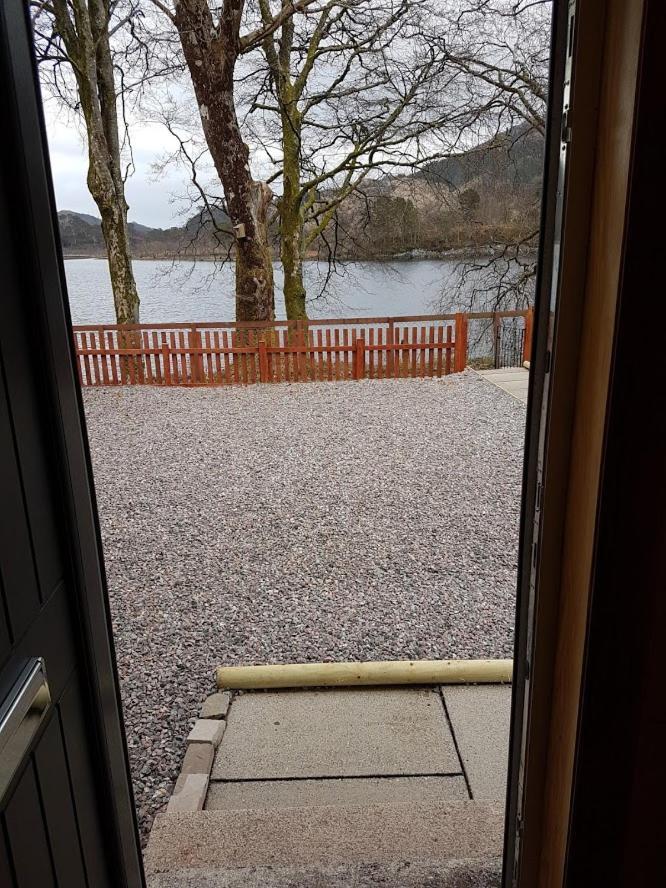 Number 4, Loch Shiel View Villa เกลนฟินนาน ภายนอก รูปภาพ